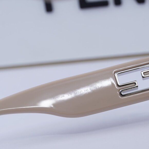 Final Price! Fendi FE40124I 57E Sunglasses main image 4